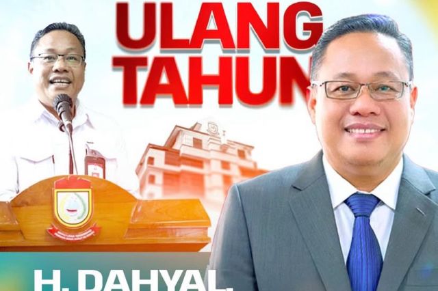 Tim Bappeda Ucapkan Selamat Ulang Tahun Kepada Kepala Bappeda