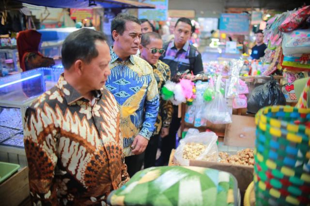Mendagri Tito: Inflasi Nasional Turun, SPHP Bantu Stabilkan Harga Beras