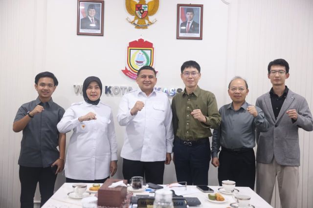 Pemkot Makassar Terima Paparan Teknis Pembangunan Stadion Untia dari CAMCE