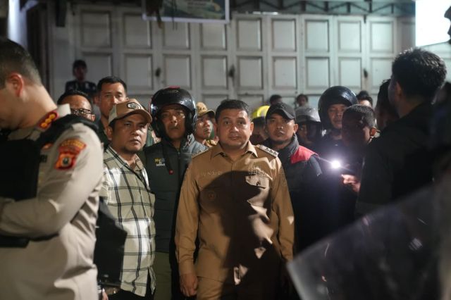 Wali Kota Makassar Terjun ke Lokasi Kerusuhan Tallo Lakukan Mediasi