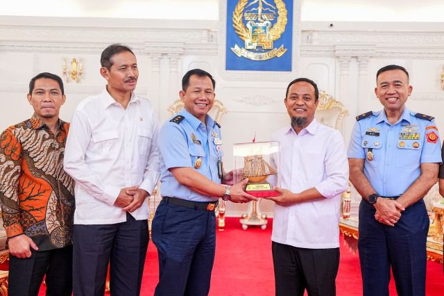 Gubernur Sulsel Terima Kunjungan Dirjen Badilmiltun Mahkamah Agung RI, Bahas Hal Ini
