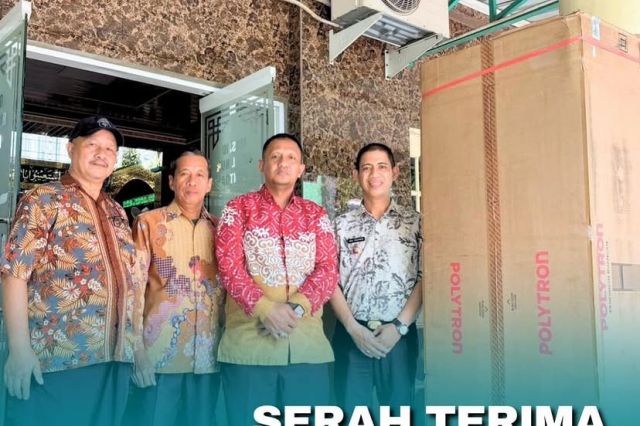 Camat Tamalanrea Wakili Serah Terima Bantuan AC Masjid Jabal Nur Oleh Wali Kota Makassar