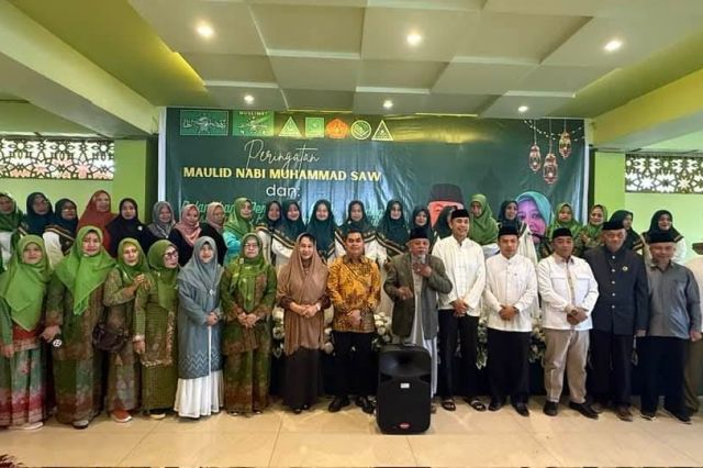 Bupati Hadiri Maulid Akbar dan Pengukuhan MWC Muslimat NU Se-Tana Toraja