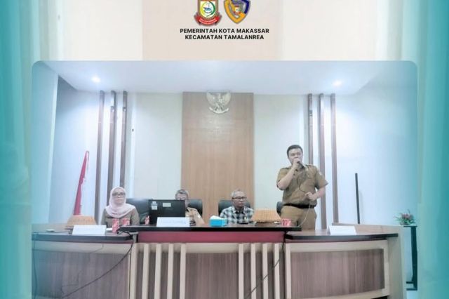 Sekretaris Camat Tamalanrea Membuka Kegiatan Sosialisasi Perwali Nomor 19 Tahun 2025