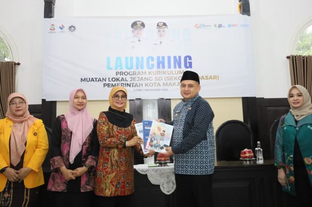 Wali Kota Munafri Hidupkan Kembali Nilai Kurikulum Muatan Lokal yang Mulai Hilang