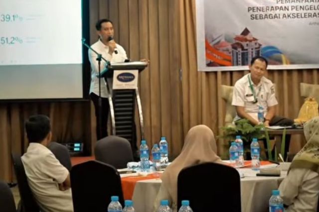 Dinas Lingkungan Hidup Gelar Pertemuan Bahas Pemanfaatan Alokasi Dana Kelurahan Penerapan Sampah dan Urban Framing