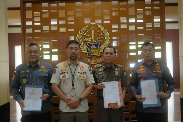 Satpol PP Pemprov Sulsel Teken MoU Penangan Kebakaran Perbatasan dengan Daerah