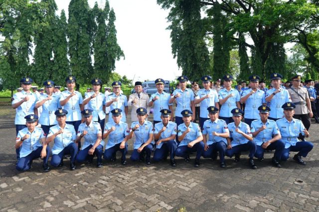 Gubernur Sulsel Pimpin Upacara HKN ke-61, Generasi Sehat Masa Depan Hebat