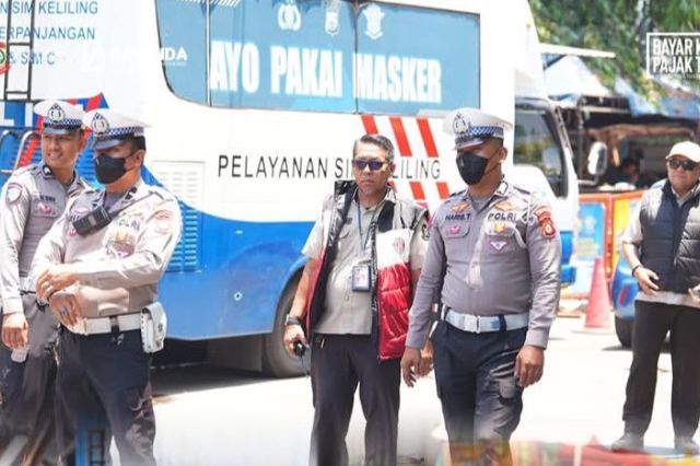 Bapenda Bekerjasama Dengan Polres Pelabuhan Lakukan Penertiban Kendaraan Bermotor di Wilayah Makassar
