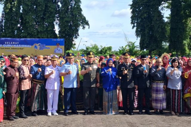 Peringati HGN 2025, Pemprov Sulsel Dukung Kebijakan Peningkatan Kesejahteraan Guru