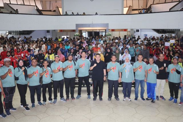 Wali Kota Makassar Buka POP FEST 2025 dan Tekankan Sportivitas Pelajar
