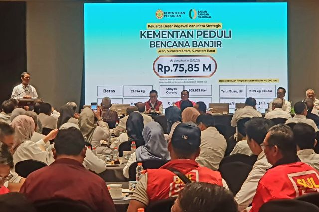 Mentan Bantu Rp1 Miliar Untuk Anak Yatim Piatu Melalui Kegiatan IKA Unhas Peduli