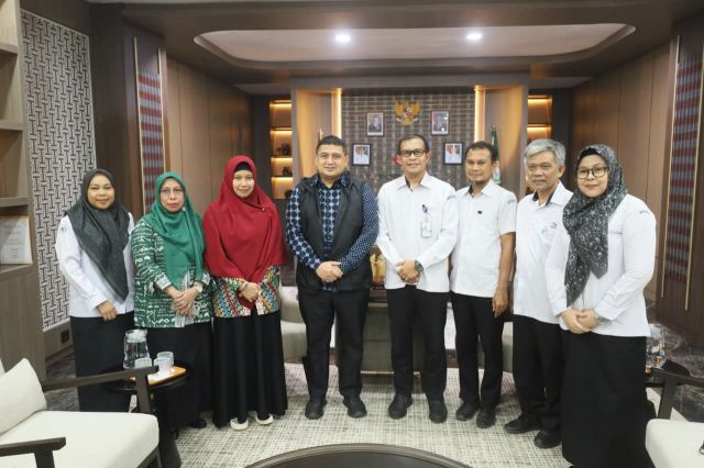Wali Kota Munafri Ajak KKP Berdayakan Produk Perikanan Nelayan di Makassar