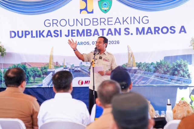 Gubernur Sulsel: Penanaman Pohon Pisang di Jalan Rusak Menghambat Proses Perbaikan