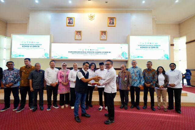 Sekda Sulsel Sambut Kunker Komisi VI DPR RI, Bahas Keberlanjutan Industri Semen dan Iklim Investasi