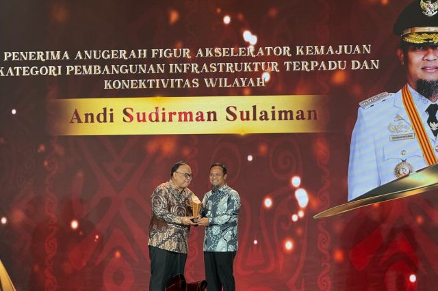 Program MYP Antar Gubernur Sulsel Raih detiktimur Awards 2026