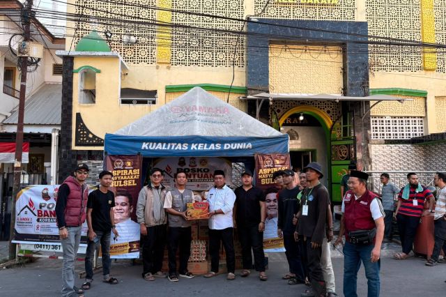 AAS Community Salurkan Bantuan Sosial untuk Warga Terdampak Kebakaran di jalan Kandea Kota Makassar