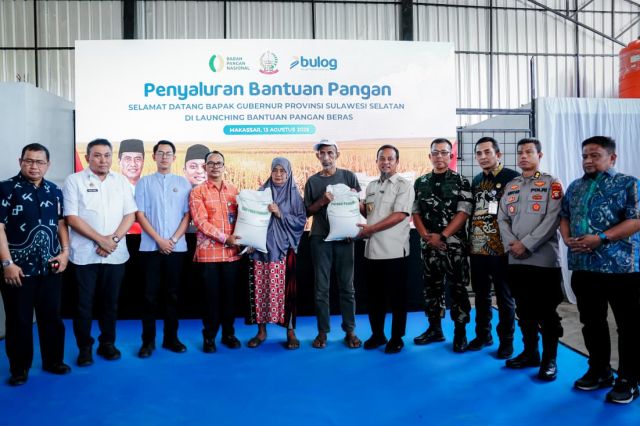 Manfaatkan Kopdes Merah Putih, Gubernur Sulsel Lepas Penyaluran Bantuan Pangan Beras