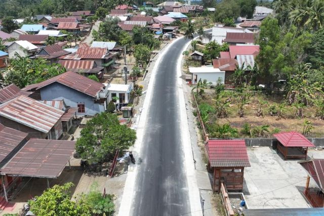 4 Tahun Makan Debu, Warga Bone Terharu Jalan Ujung Lamuru–Palattae Kini Diperbaiki