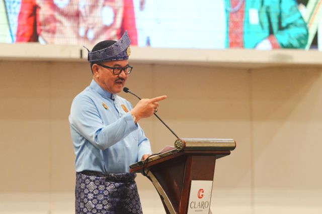 Sekda Jufri Rahman Usulkan Lima Gerakan untuk Masa Depan Masyarakat Adat