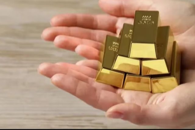 Harga Emas Mengalami Turun ke Level Terendah dalam Tiga Pekan Ini