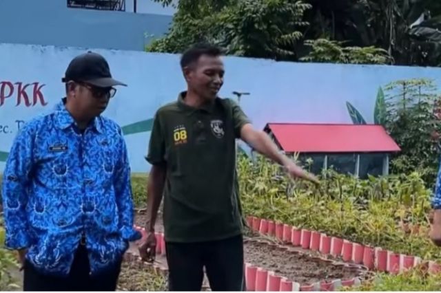 Dinas Lingkungan Hidup Lakukan Kunjungan ke Sejumlah Bank Sampah di Kota Makassar