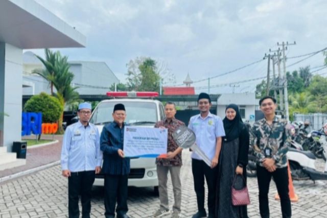 Yayasan PMDS Palopo Terima Bantuan Ambulance Dari BRI dan Kementerian UMKM