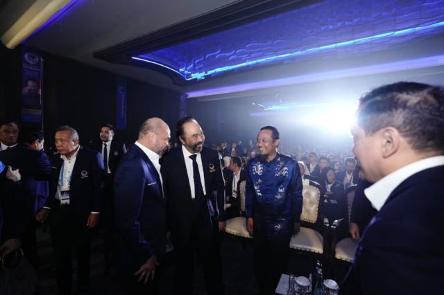 Gubernur Sulsel Sambut Hangat Rakernas Partai NasDem di Makassar